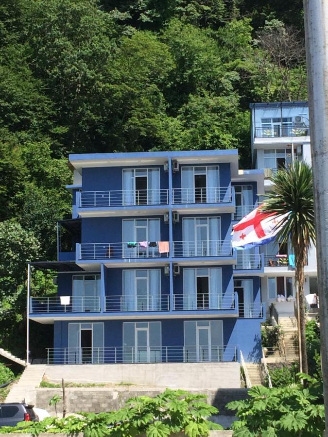 Guest House 99 Batumi Eksteriør bilde