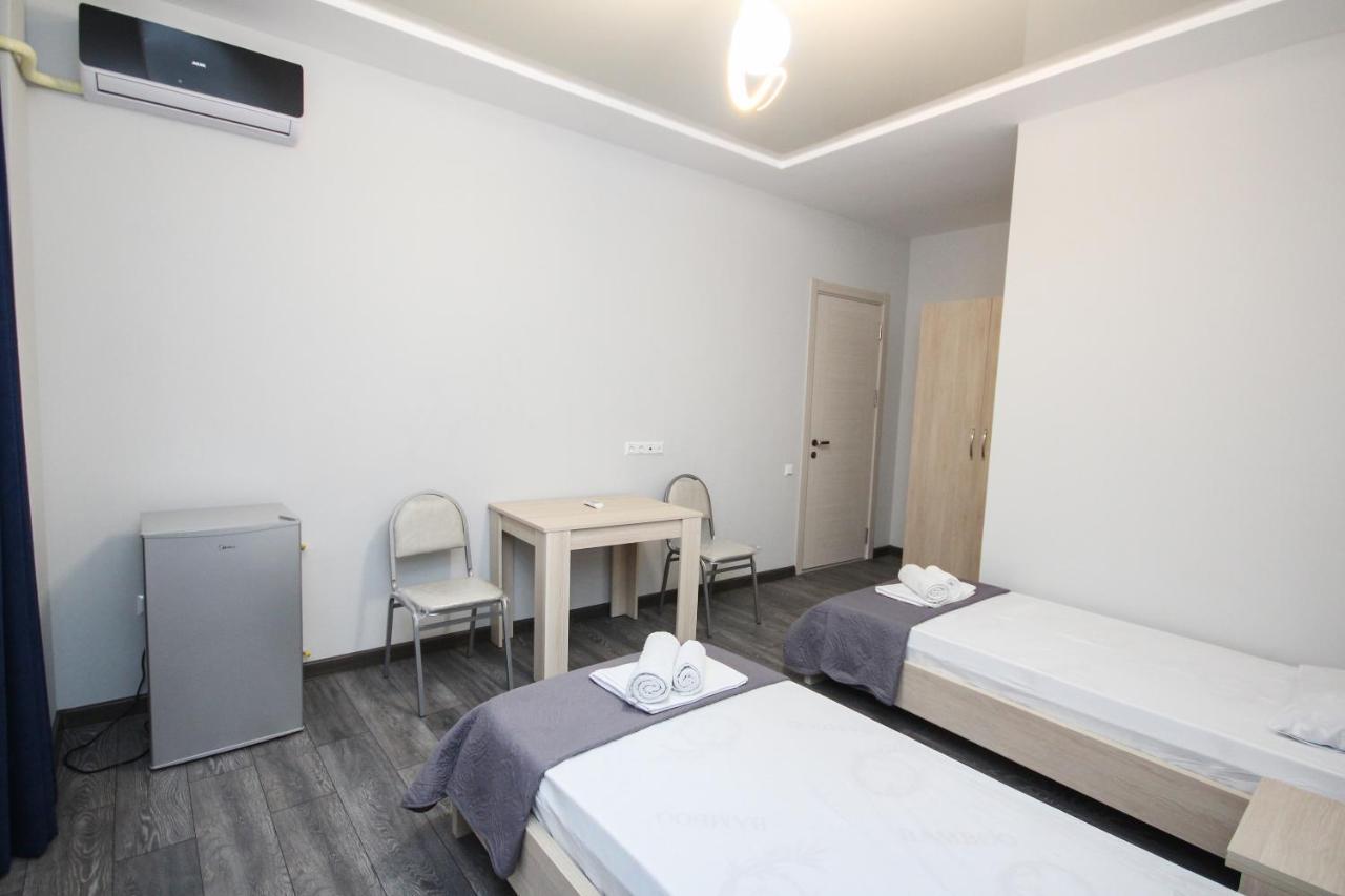 Guest House 99 Batumi Eksteriør bilde
