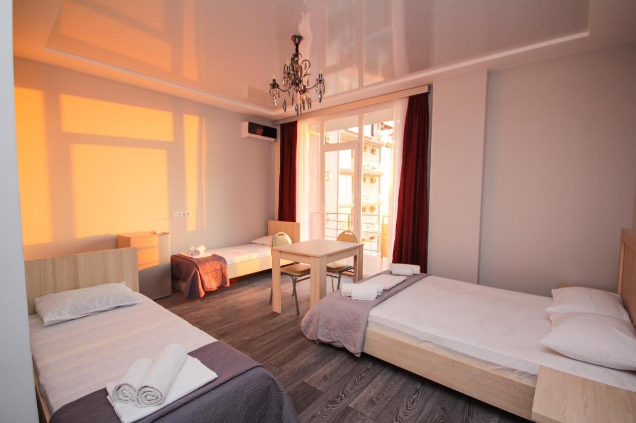 Guest House 99 Batumi Eksteriør bilde
