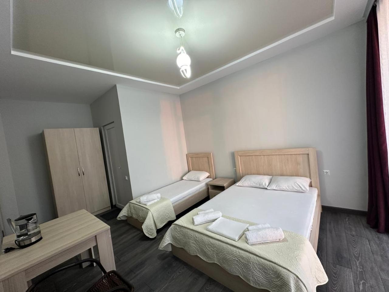 Guest House 99 Batumi Eksteriør bilde